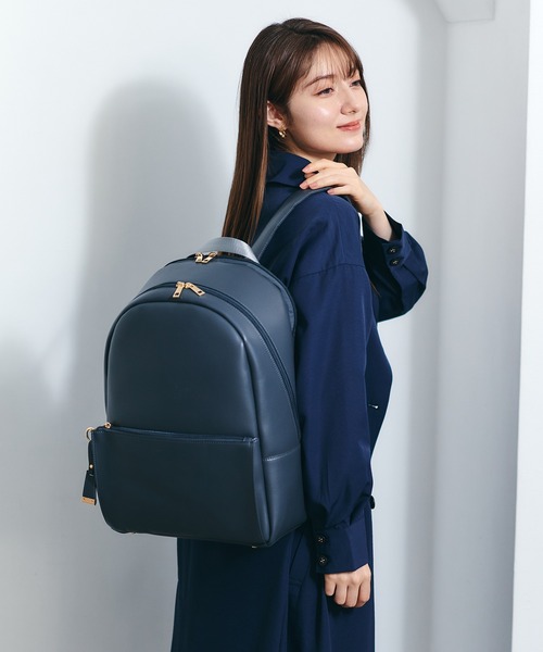 12Twelve Agenda(トゥエルブ アジェンダ)の「PC収納付き合皮A4リュック(バックパック/リュック・レディース・チャコールグレー/ライトグレー/ブラウン・FREE)」の19枚目の写真