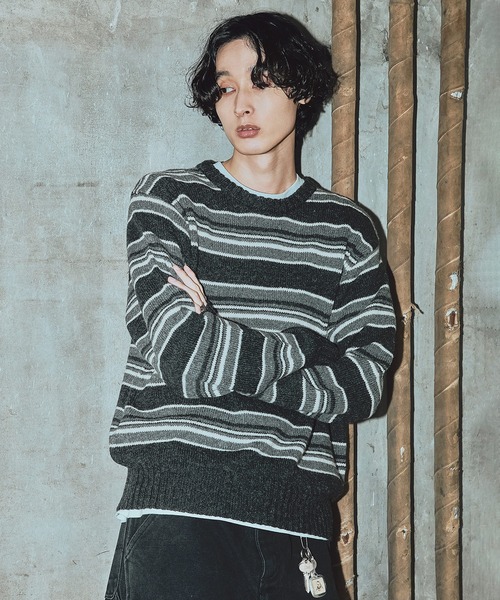 Bleme（ブレム）の「100%ウール ヴィンテージ配色 マルチボーダーニット（ニット/セーター・メンズ・ブルー/ブラック/ホワイト・M/S/XL/L）」の14枚目の写真