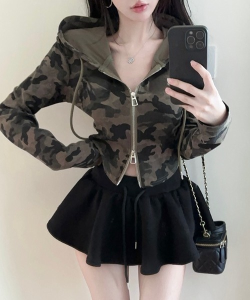 SHEENA(シーナ)の「カモフラ柄ダブルジップフーディートップス(Tシャツ/カットソー・レディース・カーキ・M)」の13枚目の写真