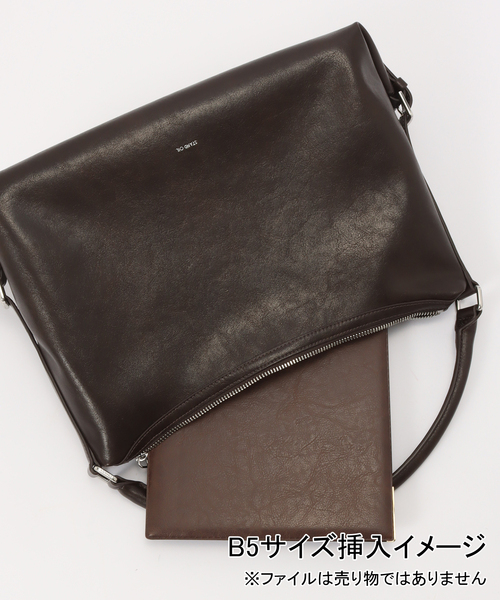 STANDOIL（スタンドオイル）の「【WEB＋一部店舗限定】STAND OIL /スタンドオイル Mushy Bag（ショルダーバッグ・レディース・ブラウン/キャメル/ボルドー/ブラック・FREE）」の9枚目の写真