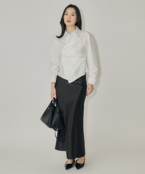 NEUNA（ヌナ）の「ウエストタッククロスシャツ（シャツ/ブラウス・レディース・ブルー/オフホワイト/イエロー・FREE）」の4枚目の写真