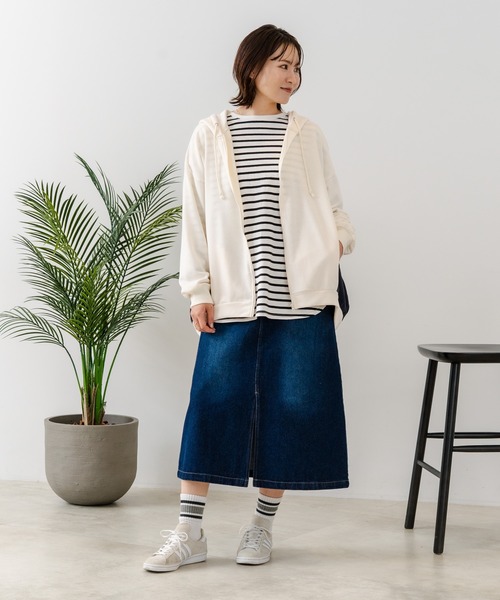 fort point(フォーポイント)の「【C-FORT POINT/フォートポイント】【ポリエステル×コットンのナチュラルな風合い】コクーンシルエット 裏毛フルジップ パーカー 裏面パイル状(パーカー・レディース・ライトグレー/ブラック/ブルー/アイボリー・MEDIUM)」の22枚目の写真
