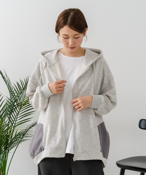 fort point(フォーポイント)の「【C-FORT POINT/フォートポイント】【ポリエステル×コットンのナチュラルな風合い】コクーンシルエット 裏毛フルジップ パーカー 裏面パイル状(パーカー・レディース・ライトグレー/ブラック/ブルー/アイボリー・MEDIUM)」の11枚目の写真