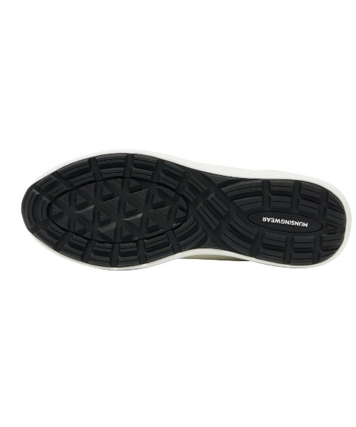 MUNSINGWEAR(マンシングウェア)の「スパイクレスゴルフシューズ(その他シューズ・メンズ・ベージュ・23.5cm/24.0cm/24.5cm/25.0cm/25.5cm/26.0cm/26.5cm/27.0cm/27.5cm/23.0cm)」の3枚目の写真