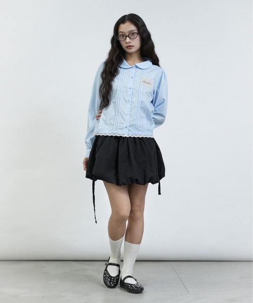 FCMM(エフシーエムエム)の「【日本限定】TAG BLOUSE LONG SLEEVES / ロングスリーブタグブラウス(シャツ/ブラウス・レディース・オフホワイト/ネイビー/ライトブルー・SMALL/MEDIUM)」の9枚目の写真