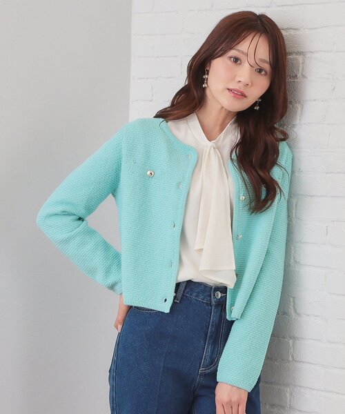 index(インデックス)の「ラメリリーボクシーショートカーディガン【洗濯機OK】(カーディガン/ボレロ・レディース・オフホワイト/チャコールグレー/ブルー系7/ピンク・36/38/40/42)」の3枚目の写真