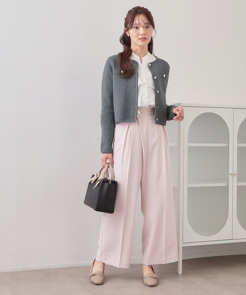 index(インデックス)の「ラメリリーボクシーショートカーディガン【洗濯機OK】(カーディガン/ボレロ・レディース・オフホワイト/チャコールグレー/ブルー系7/ピンク・36/38/40/42)」の8枚目の写真