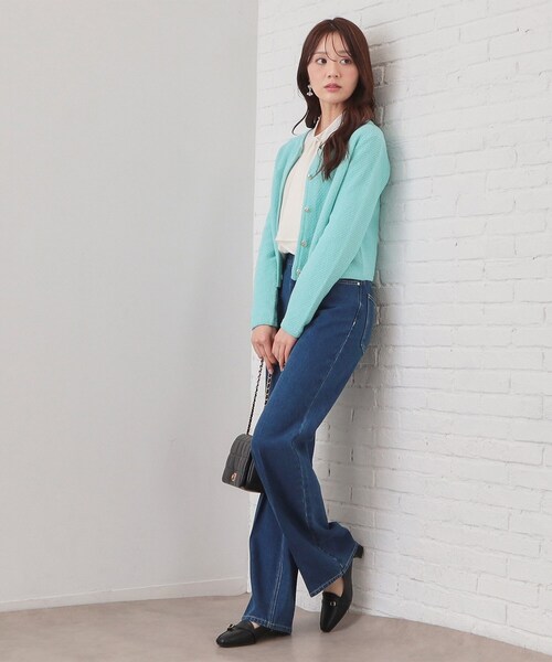 index(インデックス)の「ラメリリーボクシーショートカーディガン【洗濯機OK】(カーディガン/ボレロ・レディース・オフホワイト/チャコールグレー/ブルー系7/ピンク・36/38/40/42)」の17枚目の写真