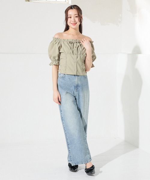 Honeys（ハニーズ）の「オフショル２ｗａｙブラウス（シャツ/ブラウス・レディース・ピンク/アイボリー系1/カーキ/ホワイト系その他2・S/M/L）」の13枚目の写真