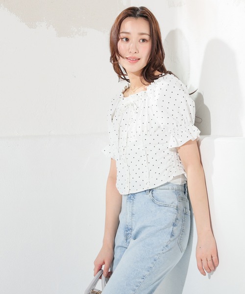 Honeys（ハニーズ）の「オフショル２ｗａｙブラウス（シャツ/ブラウス・レディース・ピンク/アイボリー系1/カーキ/ホワイト系その他2・S/M/L）」の17枚目の写真