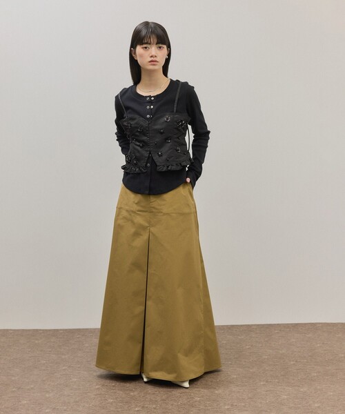 ADAM ET ROPE'（アダムエロペ）の「シークインフラワービスチェセットカーディガン（カーディガン/ボレロ・レディース・キナリ/ブラック・FREE）」の3枚目の写真