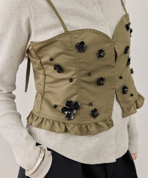 ADAM ET ROPE'（アダムエロペ）の「シークインフラワービスチェセットカーディガン（カーディガン/ボレロ・レディース・キナリ/ブラック・FREE）」の10枚目の写真