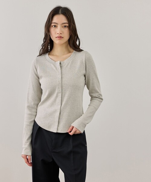 ADAM ET ROPE'（アダムエロペ）の「シークインフラワービスチェセットカーディガン（カーディガン/ボレロ・レディース・キナリ/ブラック・FREE）」の11枚目の写真