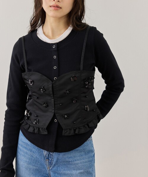 ADAM ET ROPE'（アダムエロペ）の「シークインフラワービスチェセットカーディガン（カーディガン/ボレロ・レディース・キナリ/ブラック・FREE）」の15枚目の写真