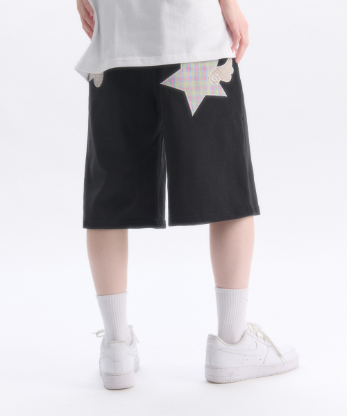 ambler（エムブラー）の「エンジェルスター パッチ バermudaパンツ バermuda ワンタック スウェット ショートパンツ ASP901 (ブラック)（その他パンツ・レディース・その他・MEDIUM/LARGE）」の2枚目の写真