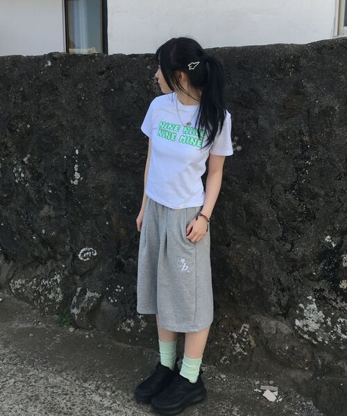 ambler（エムブラー）の「エンジェルスター パッチ バermudaパンツ バermuda ワンタック スウェット ショートパンツ ASP901 (ブラック)（その他パンツ・レディース・その他・MEDIUM/LARGE）」の6枚目の写真