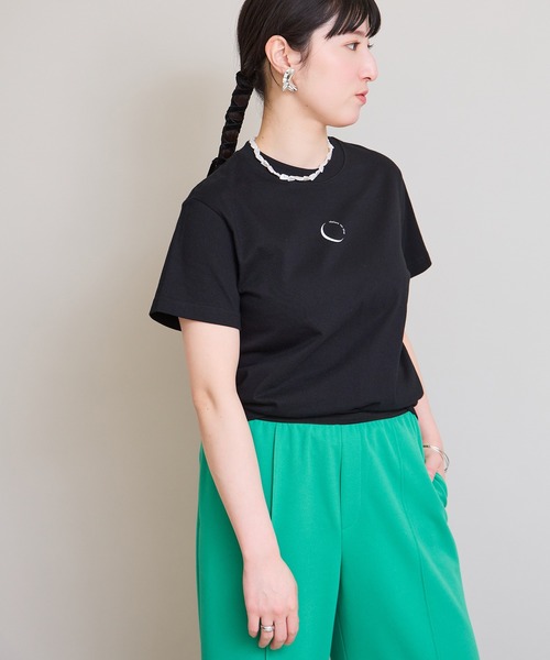 LHELBIE(レルビエ)の「ミニロゴTシャツ(Tシャツ/カットソー・レディース・オフホワイト/ブラック・M)」の17枚目の写真