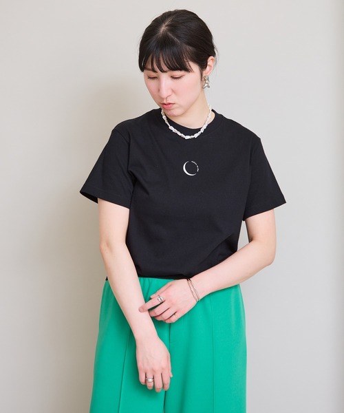 LHELBIE(レルビエ)の「ミニロゴTシャツ(Tシャツ/カットソー・レディース・オフホワイト/ブラック・M)」の18枚目の写真