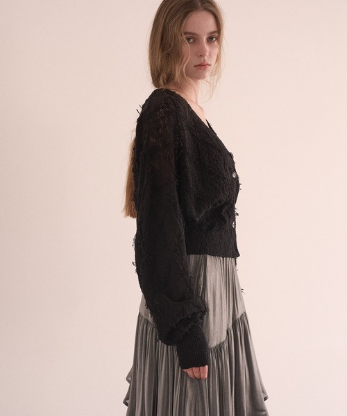 MIELI INVARIANT（ミエリインヴァリアント）の「Bloom Loop Fringe Cardigan（カーディガン/ボレロ・レディース・ブラック/レッド/グレー・FREE）」の10枚目の写真