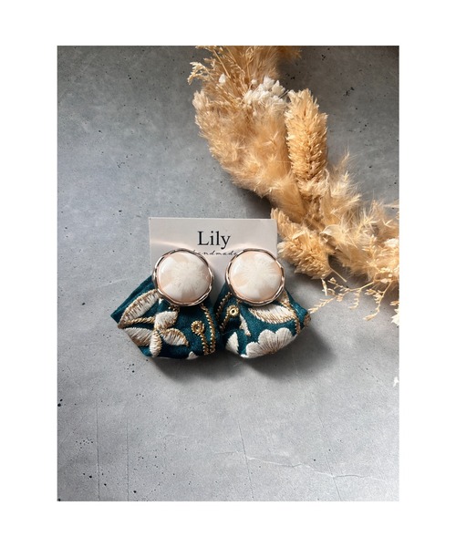 tone（トーン）の「【Lily accessory】インド刺繡ピアス(MA)（ピアス（両耳用）・レディース・グリーン・FREE）」の3枚目の写真