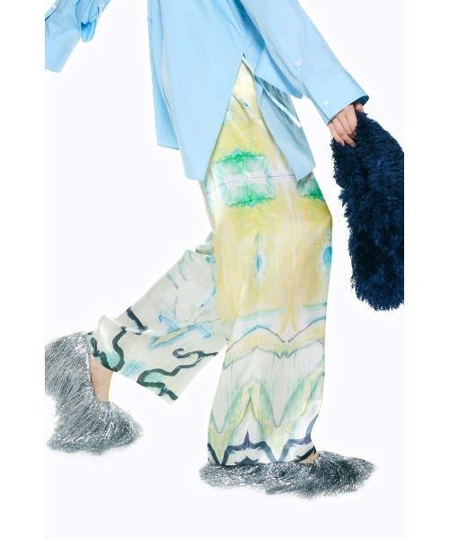 ENFOLD(エンフォルド)の「DRAWSTRING WIDE-PANTS(スラックス・レディース・マルチ/ホワイト系その他2・38/36)」の3枚目の写真