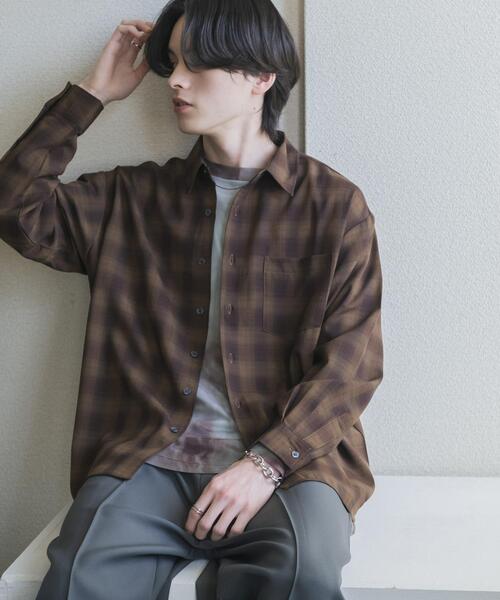 SENSE OF PLACE by URBAN RESEARCH(センスオブプレイスバイアーバンリサーチ)の「マドラスチェックロングスリーブシャツ(シャツ/ブラウス・メンズ・ブラウン/ライトベージュ/チャコールグレー・MEDIUM/LARGE)」の3枚目の写真