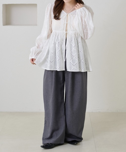 apres jour clair(アプレジュールクレア)の「【apres jour clair】アソートレースペプラムチュニックブラウス(シャツ/ブラウス・レディース・ブラック/アイボリー/オフホワイト・フリー/X-LARGE)」の11枚目の写真