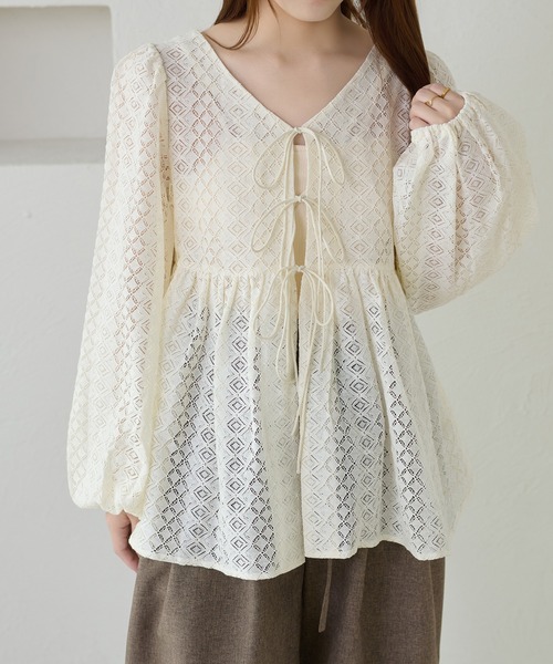 apres jour clair(アプレジュールクレア)の「【apres jour clair】アソートレースペプラムチュニックブラウス(シャツ/ブラウス・レディース・ブラック/アイボリー/オフホワイト・フリー/X-LARGE)」の16枚目の写真