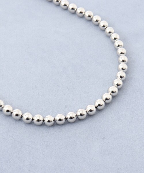 grace grace （グラスグラス）の「【grace grace/グラスグラス】メタボールミディアムネックレス（ネックレス・レディース・シルバー・FREE）」の7枚目の写真