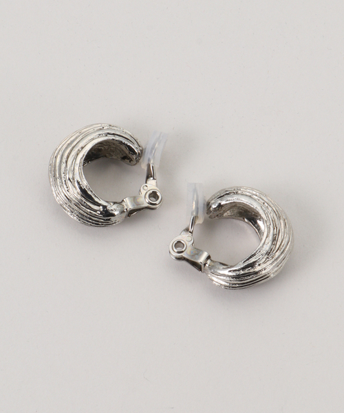IRIS47（イリスフォーセブン）の「【IRIS47/イリスフォーセブン 】gaia earringgaia petite earring：イヤリング（イヤリング・レディース・シルバー・FREE）」の2枚目の写真