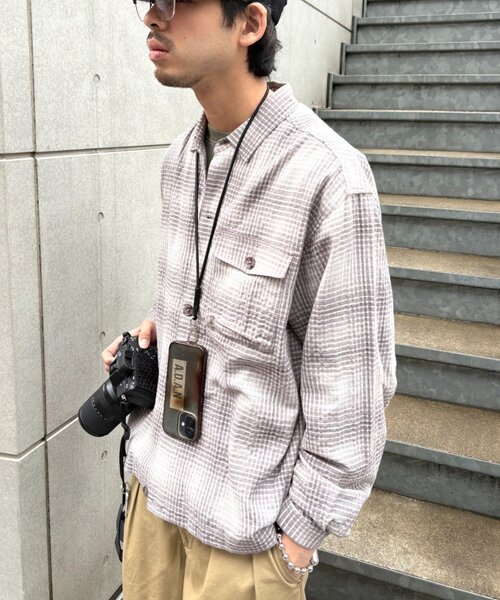 CIAOPANIC TYPY（チャオパニックティピー）の「【ユニセックス】加工レザーキーネックレス/スマホショルダー（ネックレス・メンズ・ブラウン/ブラック・ONE SIZE）」の12枚目の写真