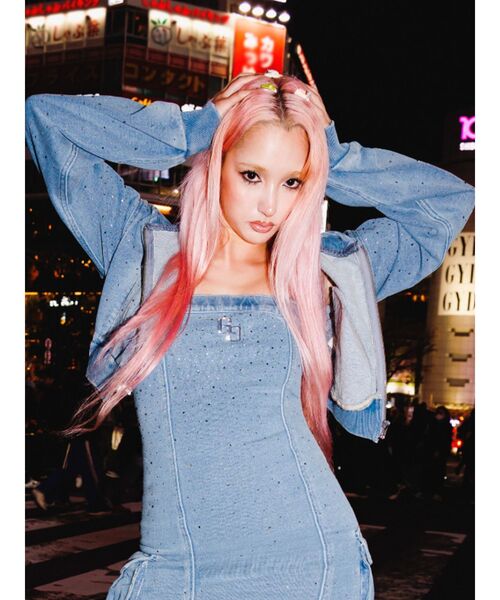 GYDA(ジェイダ)の「gradation bijouカットデニムパーカー【セットアップ着用可能】(パーカー・レディース・ライトブルー/ブルー・FREE)」の14枚目の写真