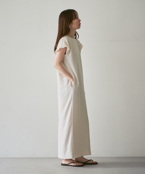 Noble(ノーブル)の「【洗える】ELENI/エルニ ビローギャザーワンピース(ワンピース・レディース・ホワイト系その他/ブラウン・36/38)」の4枚目の写真