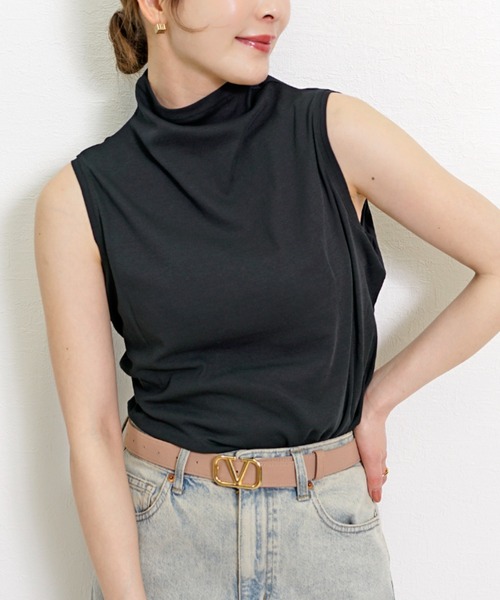 Belta attrice（ベルタアトリーチェ）の「【接触冷感/日本製】ボトルネック ハイツイストコットン インナー ノースリーブ カットソー 綿100%/袖なし（タンクトップ・レディース・ホワイト/ブラック・FREE）」の10枚目の写真