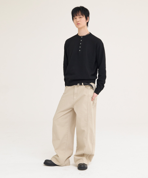 AKECII(アケシ)の「アンディソフトヘンリーネックニット_ブラック(ニット/セーター・メンズ・その他・MEDIUM/LARGE)」の3枚目の写真