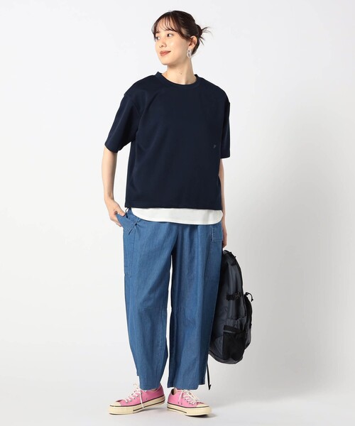 BROOKLYN OVERALL(ブルックリンオーバーオール)の「【BROOKLYN OVERALL 】カーゴポケット付きバレルレッグパンツ(デニムパンツ・レディース・ネイビー・L/M)」の2枚目の写真