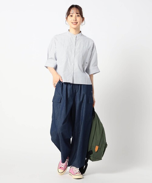 BROOKLYN OVERALL(ブルックリンオーバーオール)の「【BROOKLYN OVERALL 】カーゴポケット付きバレルレッグパンツ(デニムパンツ・レディース・ネイビー・L/M)」の4枚目の写真