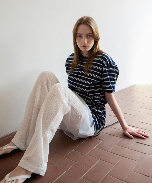 LEVAR(レバー)の「Bliss Stripe Cotton T-shirt - Multi Navy(Tシャツ/カットソー・レディース・ネイビー・FREE)」の2枚目の写真