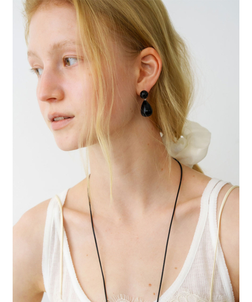 LOVE ME MONSTER（ラブミーモンスター）の「Bold Gem Drops Earrings (L261MER010)（ピアス（両耳用）・レディース・ブラック/ホワイト・FREE）」の4枚目の写真