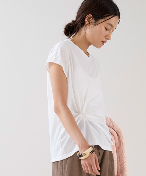 marmors(マルモア)の「【marmors】ウエストタックTシャツ(Tシャツ/カットソー・レディース・ホワイト/ピンク/グリーン/ブラウン・36)」の6枚目の写真