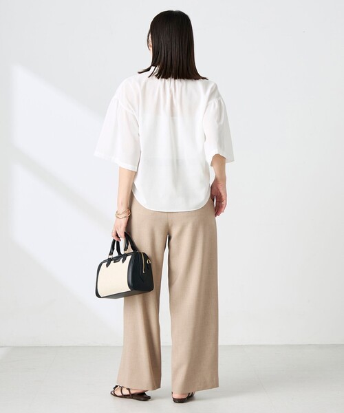 NOLLEY’S(ノーリーズ)の「ウォッシャブル袖2WAYシアーボイルブラウス(シャツ/ブラウス・レディース・ホワイト/ベビーピンク/ネイビー/イエロー・38/36)」の15枚目の写真