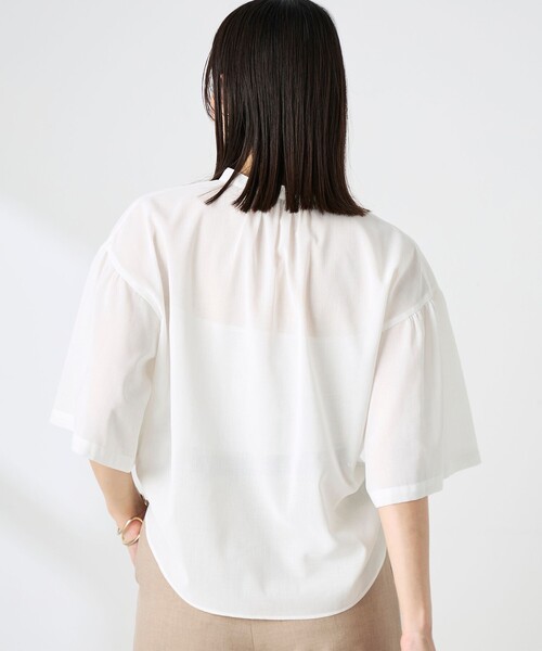 NOLLEY’S(ノーリーズ)の「ウォッシャブル袖2WAYシアーボイルブラウス(シャツ/ブラウス・レディース・ホワイト/ベビーピンク/ネイビー/イエロー・38/36)」の8枚目の写真