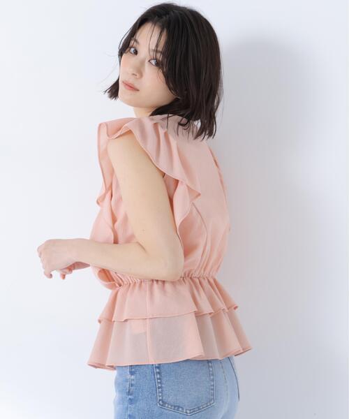 NATURAL BEAUTY BASIC(ナチュラルビューティーベーシック)の「【山本里菜さんコラボ】ラッフル楊柳ペプラムブラウス(シャツ/ブラウス・レディース・ブルー/オフホワイト/ピンク・SMALL/MEDIUM)」の15枚目の写真