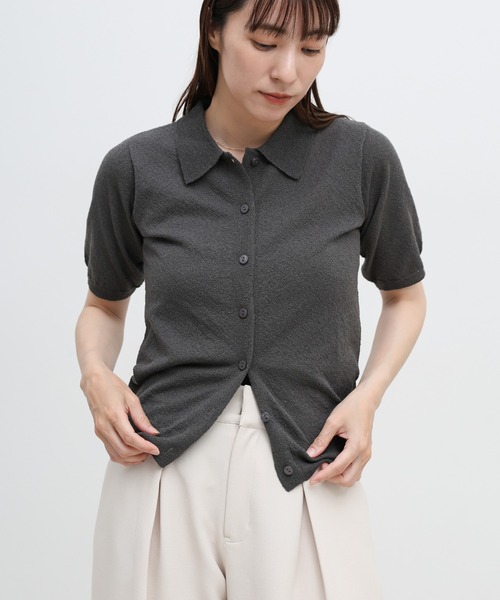select MOCA(セレクトモカ)の「フロントボタンサマーポロニット(ニット/セーター・レディース・グレイッシュブルー/グレイッシュベージュ/チャコールグレー・FREE)」の15枚目の写真