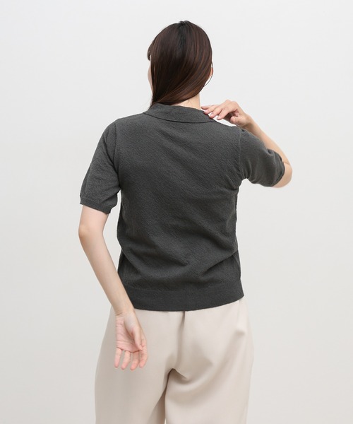select MOCA(セレクトモカ)の「フロントボタンサマーポロニット(ニット/セーター・レディース・グレイッシュブルー/グレイッシュベージュ/チャコールグレー・FREE)」の18枚目の写真