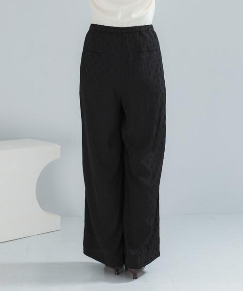 URBAN RESEARCH ROSSO WOMEN（アーバンリサーチ　ロッソ）の「サテンドットパンツ（その他パンツ・レディース・ブラック/アイボリー・36/38）」の6枚目の写真