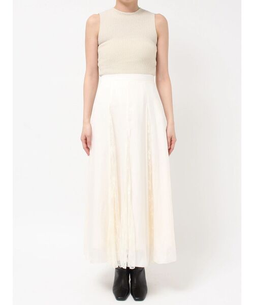 LAGUNAMOON(ラグナムーン)の「レースマチサテンフレアスカート 【夏服】(スカート・レディース・アイボリー/ネイビー・MEDIUM/SMALL)」の15枚目の写真