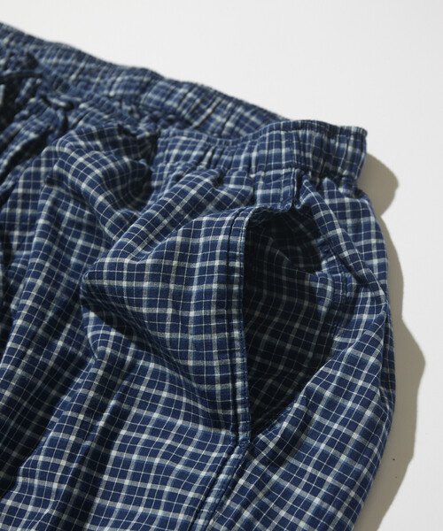 CAHLUMN(カウラム)の「CAHLUMN/カウラム Indigo Madras Check Easy Pant(その他パンツ・メンズ・ネイビー・MEDIUM/LARGE/X-LARGE/XX-LARGE)」の5枚目の写真
