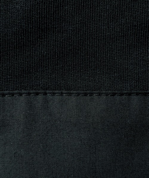 LAVEANGE(ラビアンジェ)の「シャツレイヤード風ドッキングプルオーバー(Tシャツ/カットソー・レディース・オフホワイト/ブラック・4L/M/5L/LL/3L)」の5枚目の写真