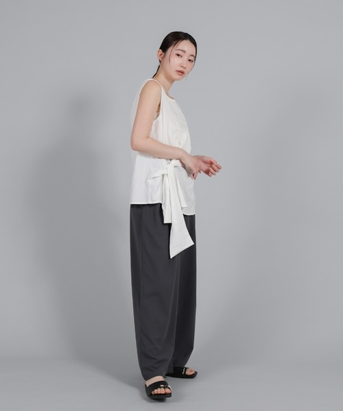 select MOCA Et(セレクトモカエト)の「【Et】Asymmetrical Sleeveless Blouse(シャツ/ブラウス・レディース・ホワイト/サックスブルー・FREE)」の21枚目の写真